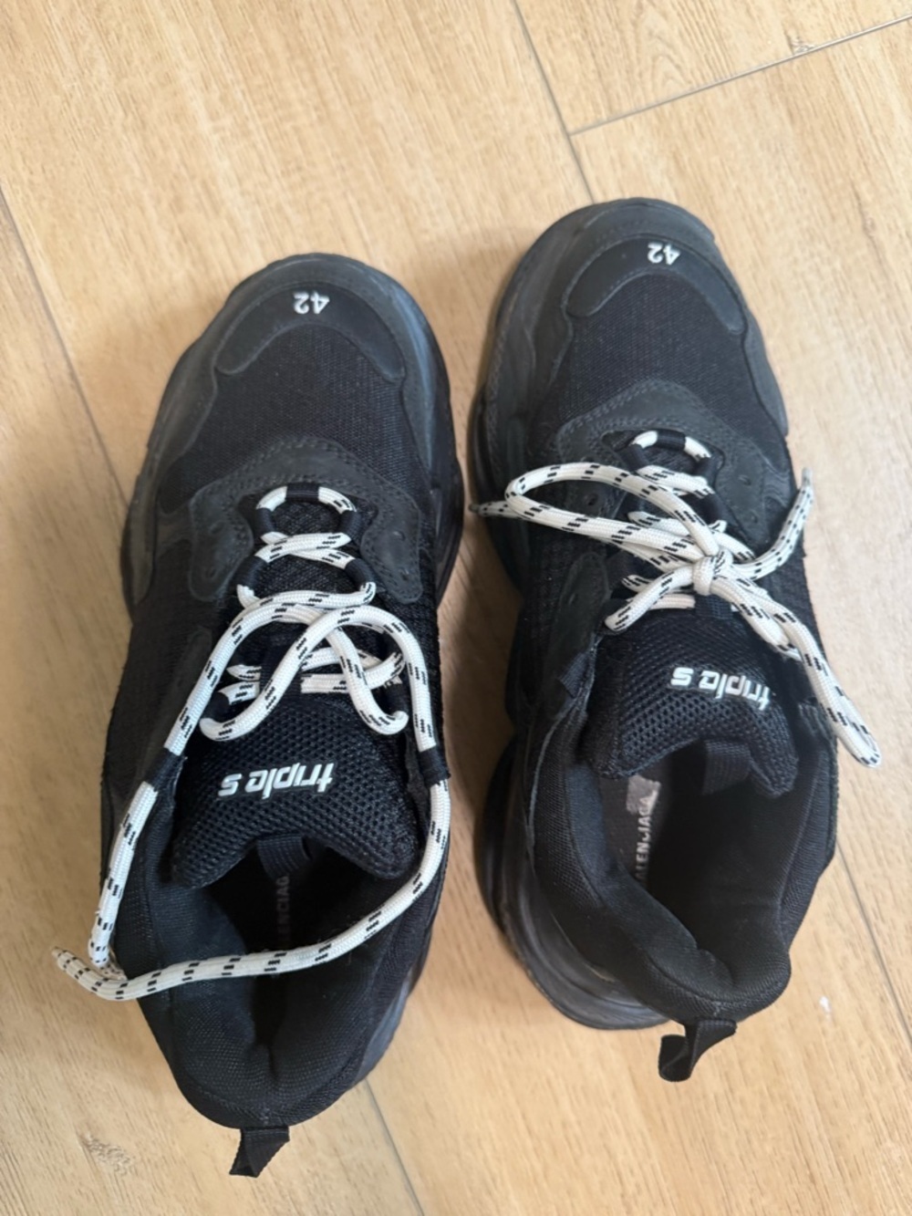 Balenciaga triple s size 42  OBO-AUTHENTIC!!
